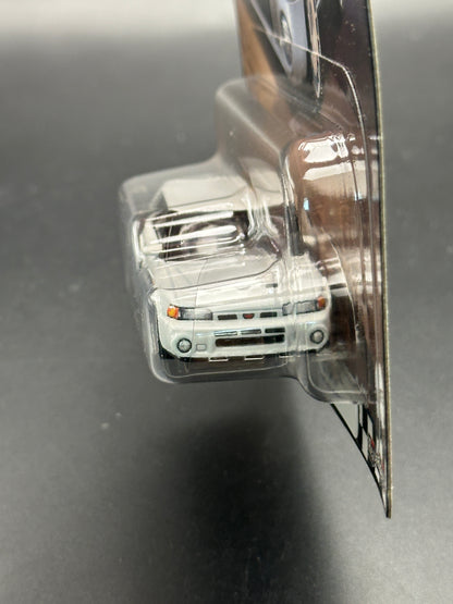 IMPORT - HOT WHEELS - MAZDA 323 GTR (2024) - HW BOULEVARD #106