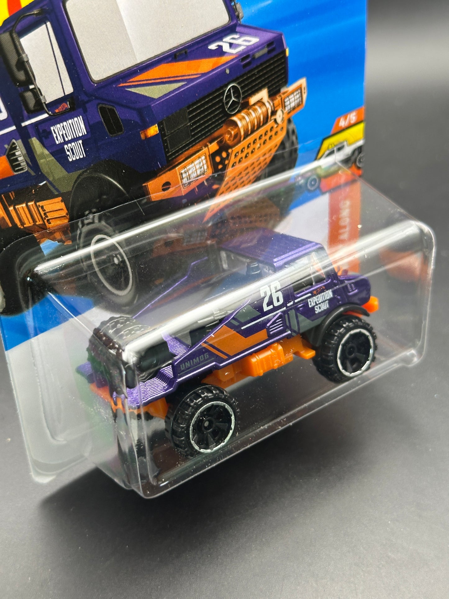 HOT WHEELS - MERCEDES BENZ UNIMOG 1300 (2026) - HW TRUCKIN ALONG 4/5