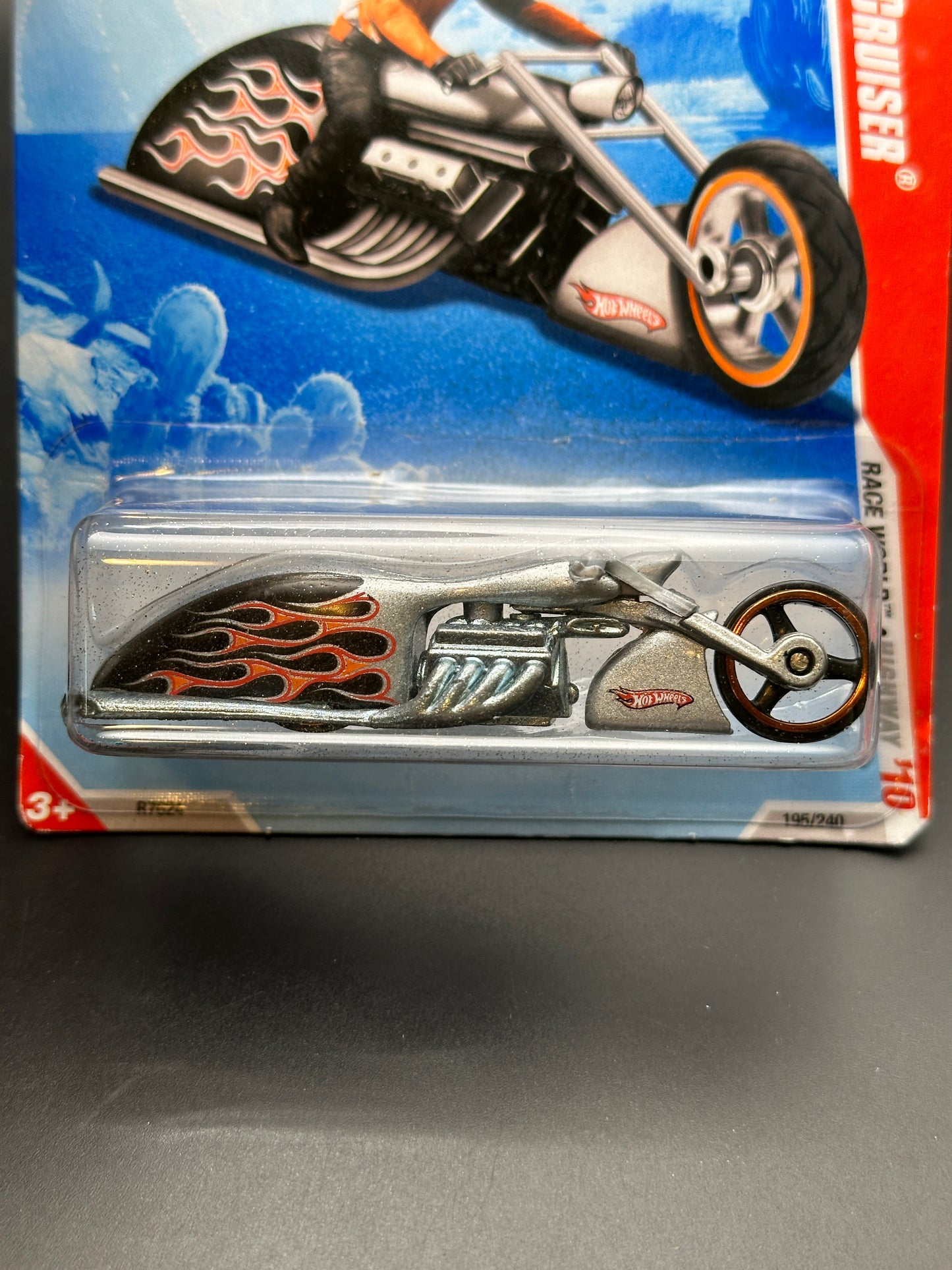 HOT WHEELS - PIT CRUISER (2010) - HW RACE WORLD HIGHWAY 10 3/4