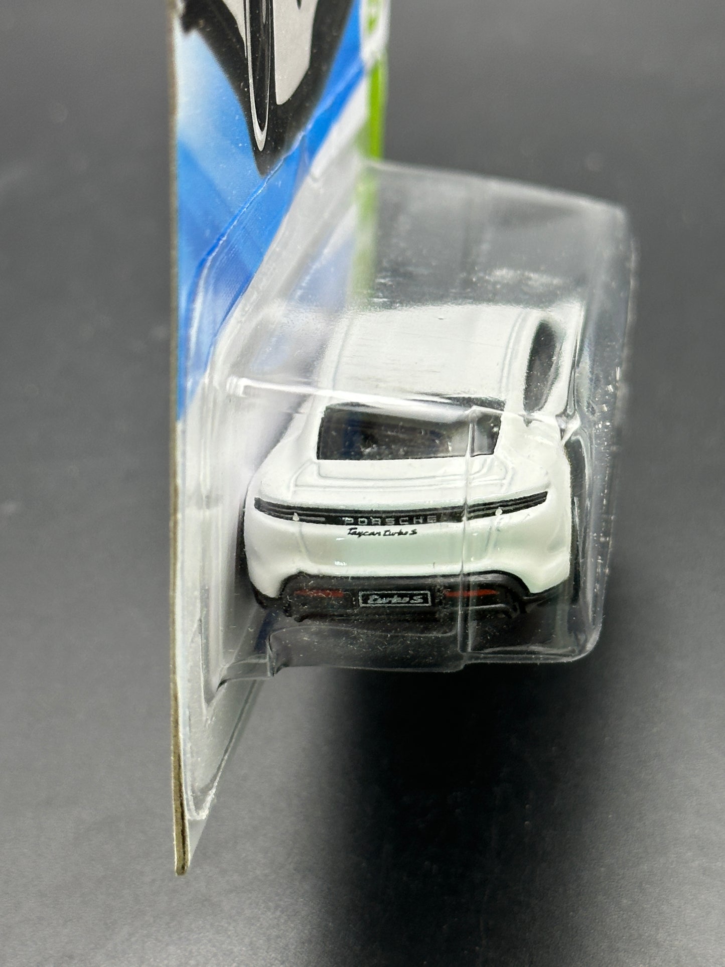 HOT WHEELS - PORSCHE TAYCAN TURBO S (2026) - HW EV 3/10