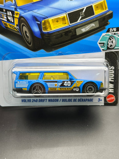 HOT WHEELS - VOLVO 240 DRIFT WAGON (2026) - HW MODS 2/5