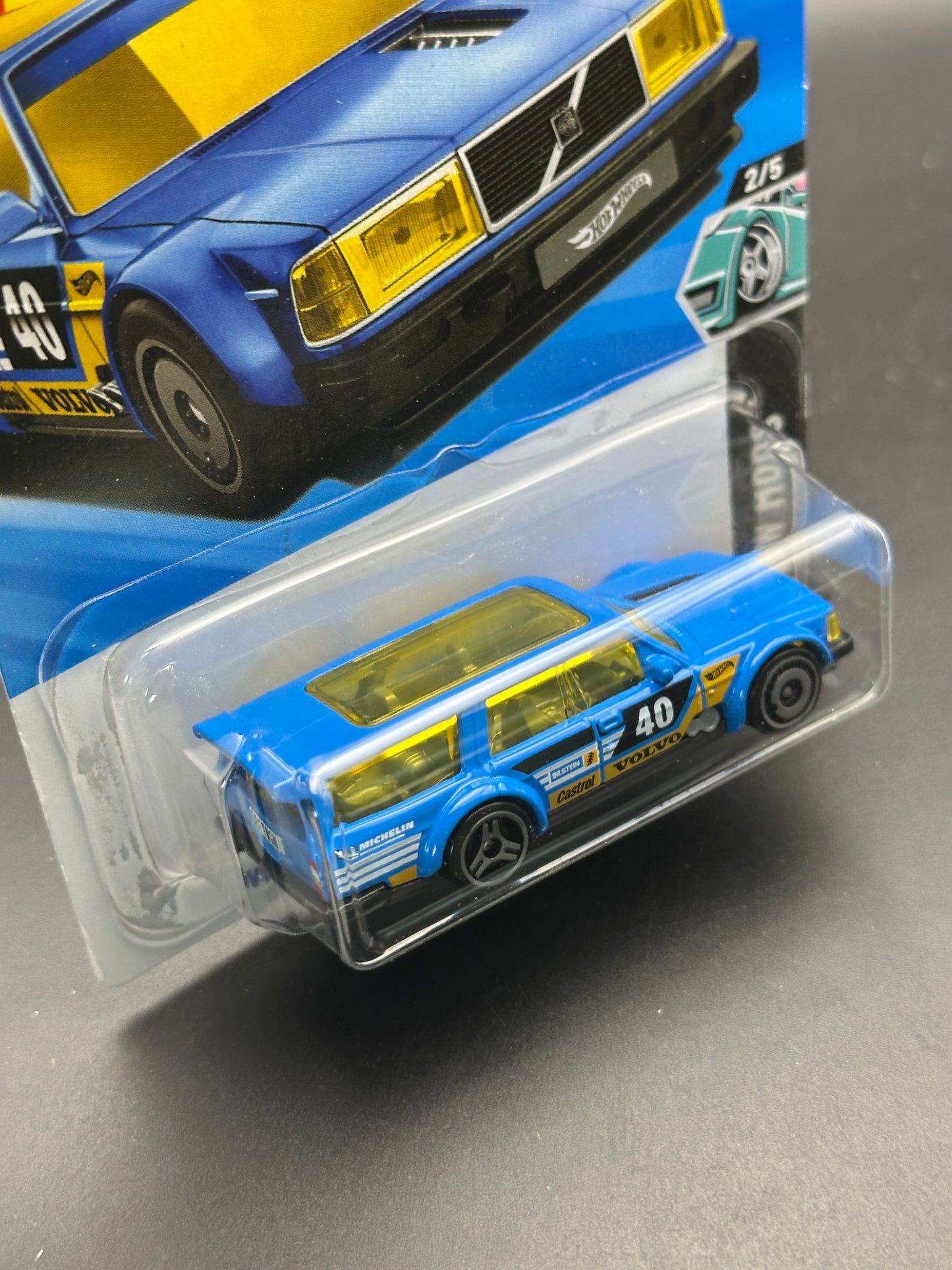 HOT WHEELS - VOLVO 240 DRIFT WAGON (2026) - HW MODS 2/5