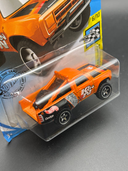 HOT WHEELS - 87 DODGE D100 (2020) - HW SPEED GRAPHICS 6/10