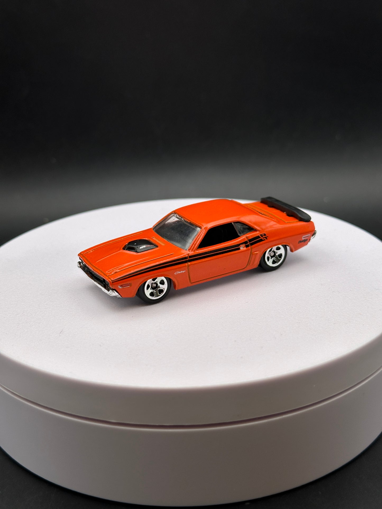 HOT WHEELS - GREEN LANTERN: 71 DODGE CHALLENGER (2011) - MAINLINE - LOOSE