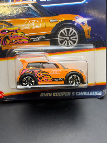 HOT WHEELS - MINI COOPER S CHALLENGE (2025) - NEON SPEEDERS SERIES 5/8