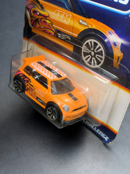 HOT WHEELS - MINI COOPER S CHALLENGE (2025) - NEON SPEEDERS SERIES 5/8