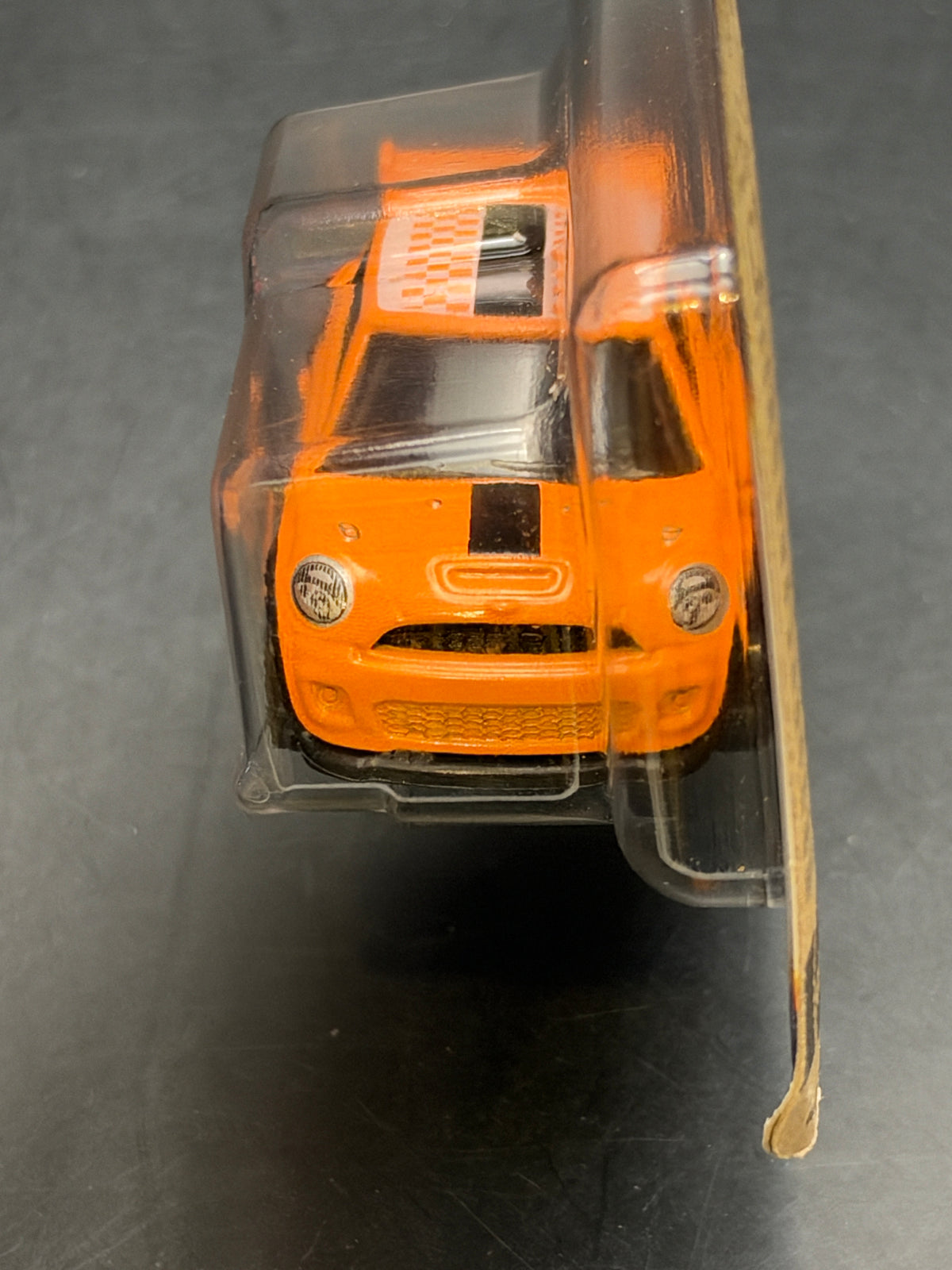 HOT WHEELS - MINI COOPER S CHALLENGE (2025) - NEON SPEEDERS SERIES 5/8