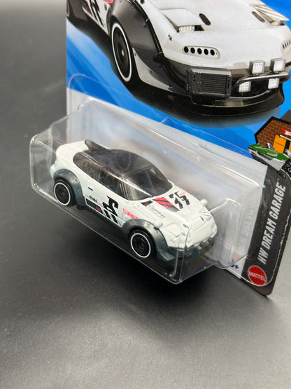 HOT WHEELS - MAZDA MX5 MIATA (2026) - HW DREAM GARAGE 1/5
