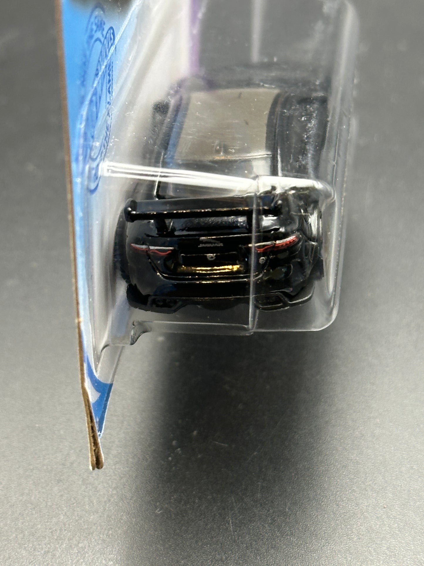 HOT WHEELS - JAGUAR XE SV PROJECT 8 (2021) - HW TORQUE 1/5