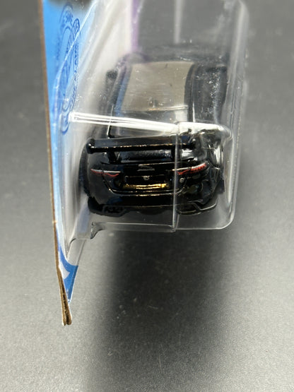 HOT WHEELS - JAGUAR XE SV PROJECT 8 (2021) - HW TORQUE 1/5