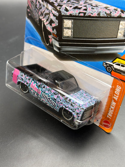 HOT WHEELS - 83 CHEVY SILVERADO (2026) - HW TRUCKIN ALONG 3/5