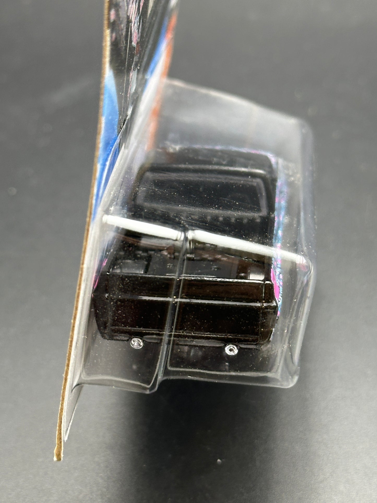 HOT WHEELS - 83 CHEVY SILVERADO (2026) - HW TRUCKIN ALONG 3/5