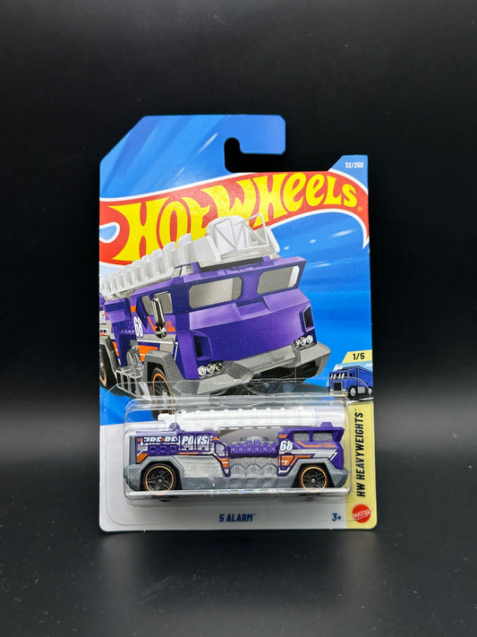 HOT WHEELS - 5 ALARM (2026) - HW HEAVY WEIGHTS 1/5