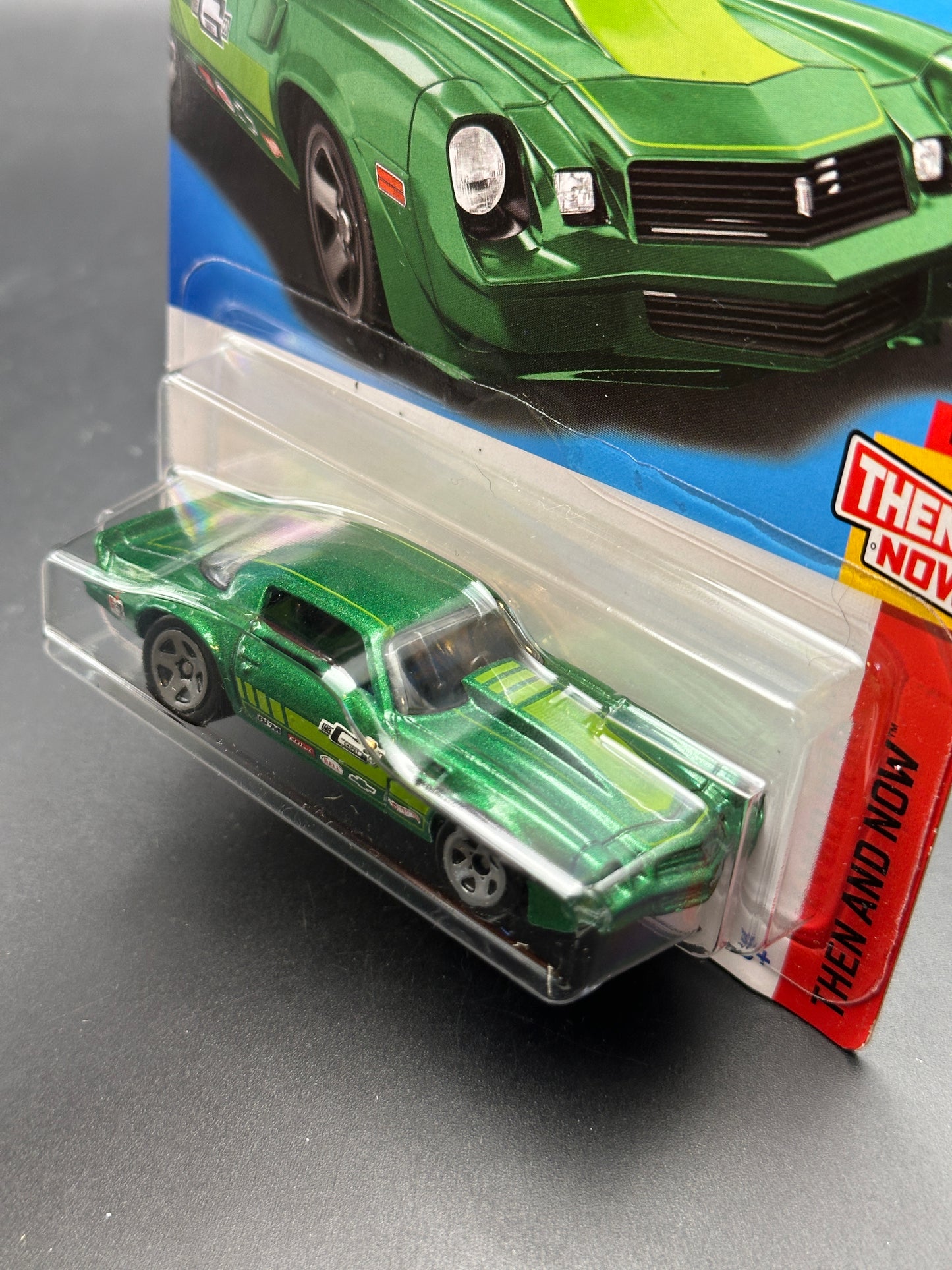HOT WHEELS - 81 CAMARO (2022) - HW THEN AND NOW 10/10