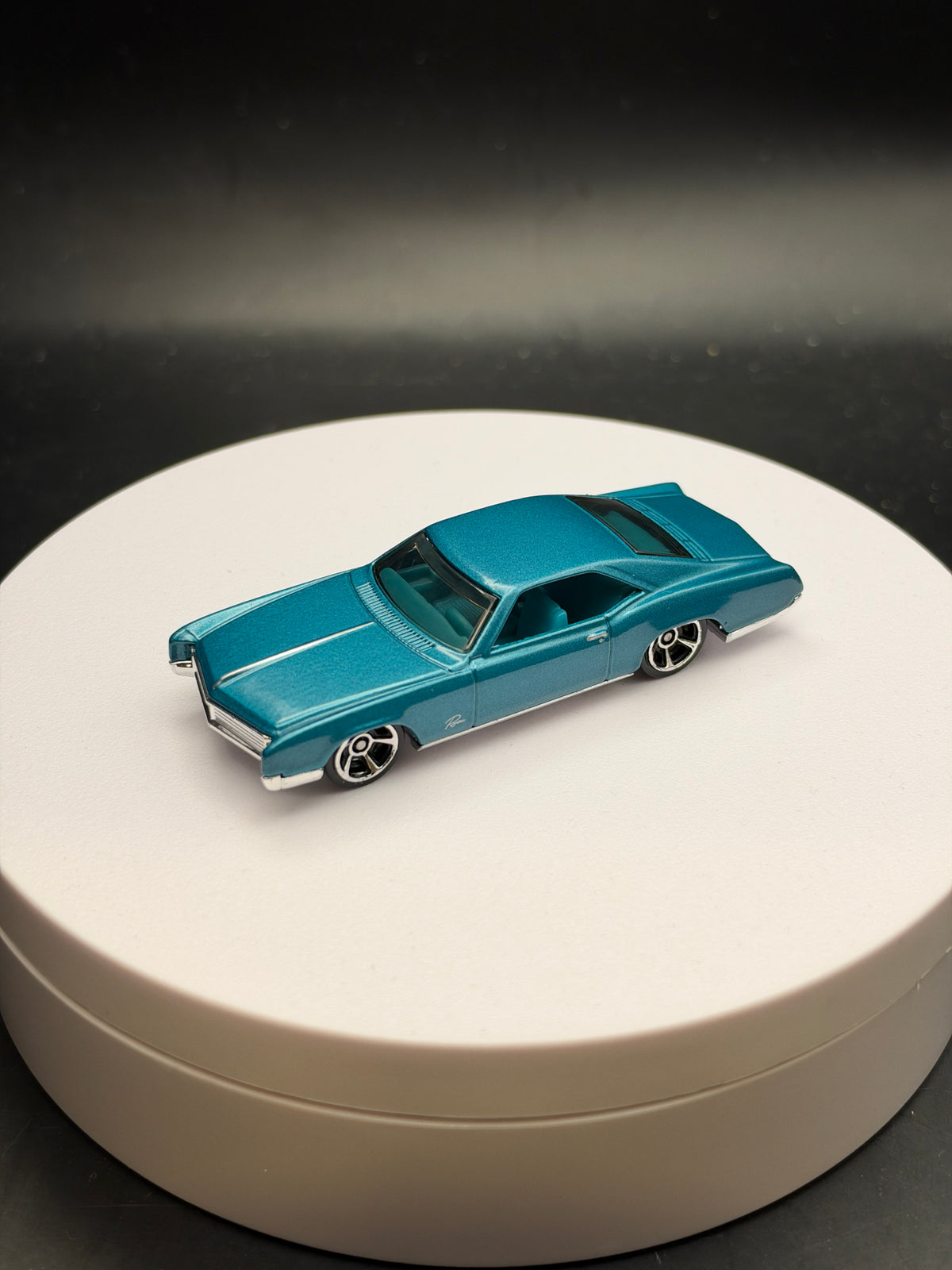 HOT WHEELS - 66 BUICK RIVIERA (2025) - HW MODIFIED 2/5 - LOOSE