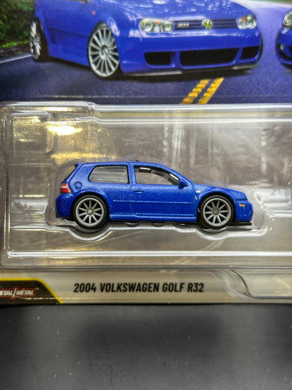 HOT WHEELS - 2004 VOLKSWAGEN GOLF R32 / VOLKSWAGEN GOLF MK7 (2026) - 2 PACK