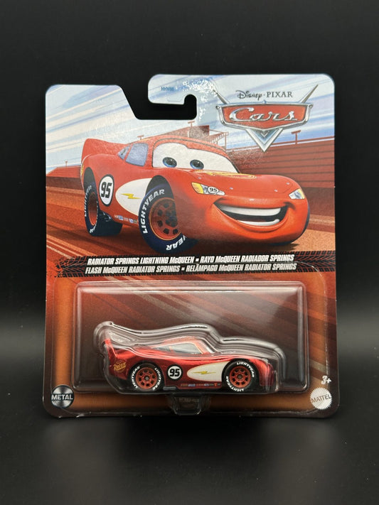 DISNEY PIXAR CARS - RADIATOR SPRINGS LIGHTNING MCQUEEN - DIECAST